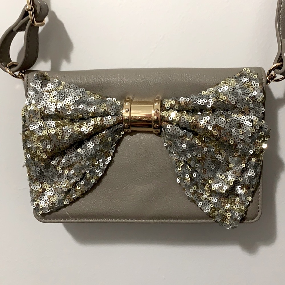 Wallet purse by betsey Johnson